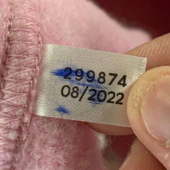 Outdoor Voices M NEW Pink MegaFleece Crewneck Sweatshirt Fuzzy - Picture 9 of 10